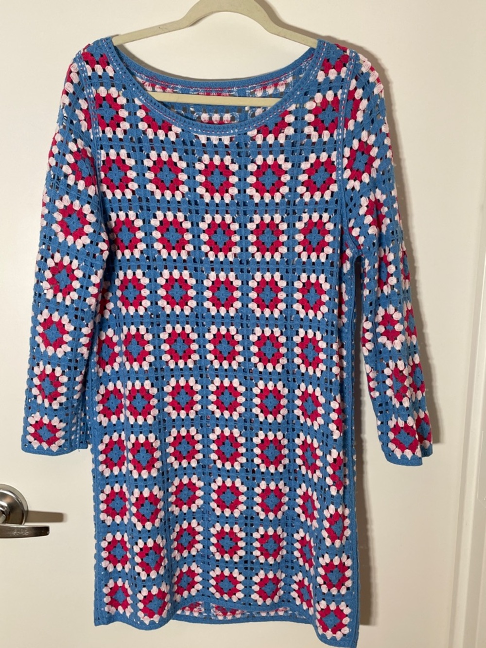 Cute Crocheted  Dress Coverup Size large EUC